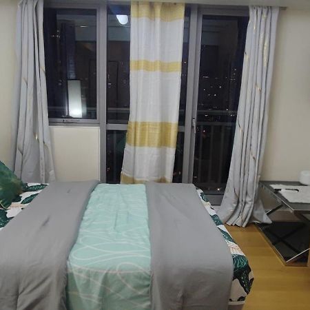 Aveline Suites Elite Rockwell View Acqua Private Residences Near Rockwell Makati マニラ市 エクステリア 写真