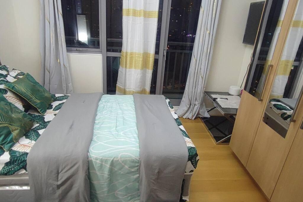 Aveline Suites Elite Rockwell View Acqua Private Residences Near Rockwell Makati マニラ市 エクステリア 写真