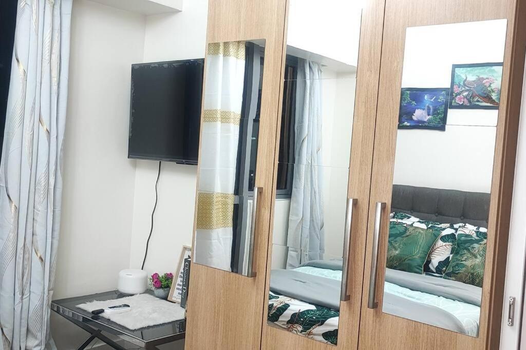 Aveline Suites Elite Rockwell View Acqua Private Residences Near Rockwell Makati マニラ市 エクステリア 写真