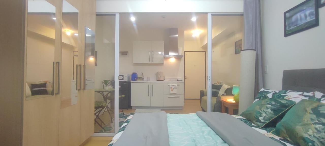 Aveline Suites Elite Rockwell View Acqua Private Residences Near Rockwell Makati マニラ市 エクステリア 写真